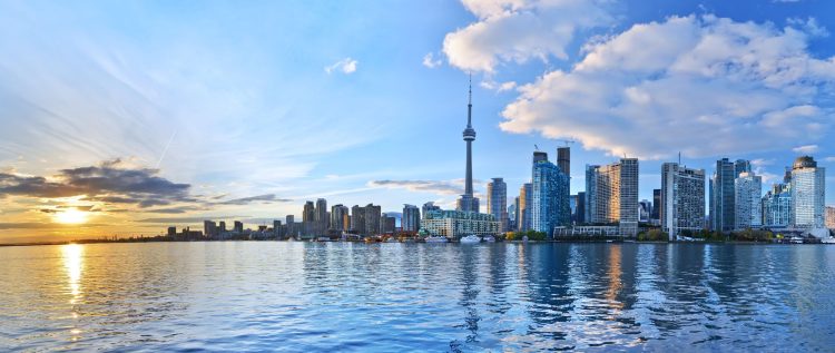 Toronto School Trip – Big City Living; Canadian Landmarks.